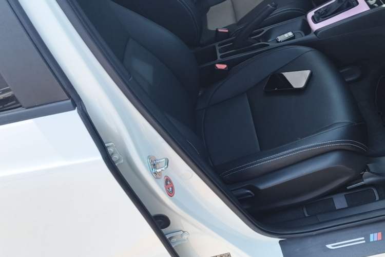 Used Honda Fit 2021 1.5L CVT Trend Edition Right Front Seat