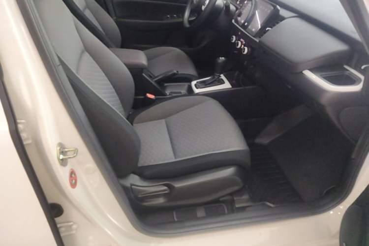 Used Honda Fit 2021 1.5L CVT Trendy Edition Right Front Seat