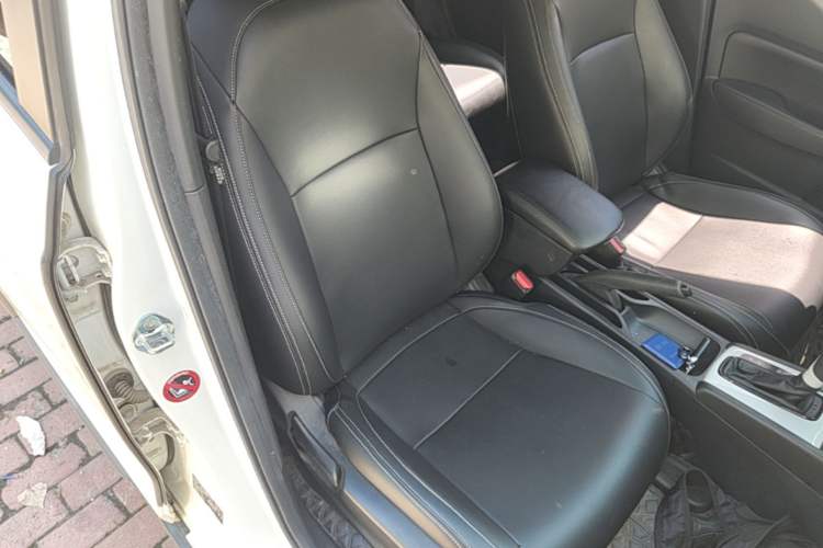Used Honda Fit 2021 1.5L CVT Trendy Version Right Front Seat