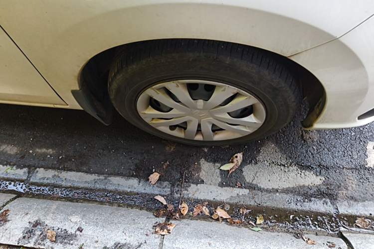 Used Honda Fit 2021 1.5L CVT Trend Edition Right Front Wheel Hub