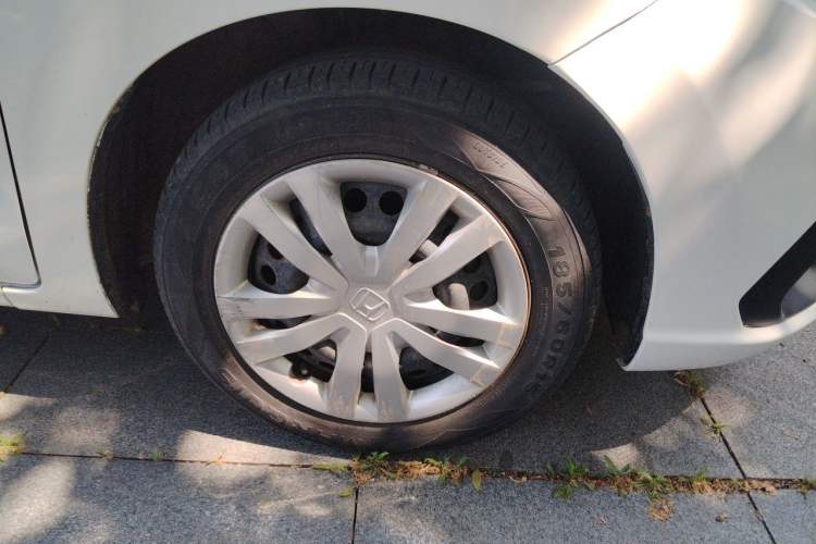 Used Honda Fit 2021 1.5L CVT Trend Edition Right Front Wheel Hub