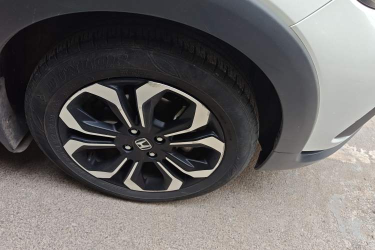 Used Honda Fit 2021 1.5L CVT Trendy Version Right Front Wheel Hub