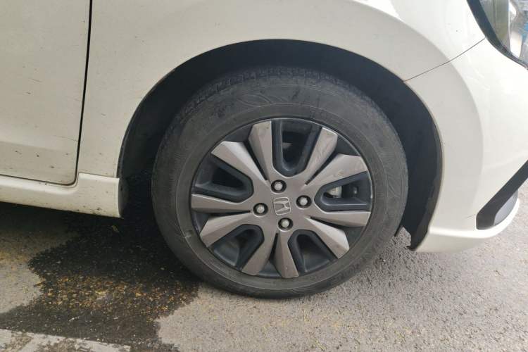 Used Honda Fit 2021 1.5L CVT Trendy Sports Edition Right Front Wheel Hub