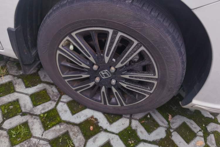 Used Honda Fit 2021 1.5L CVT Trend Edition Right Front Wheel Hub