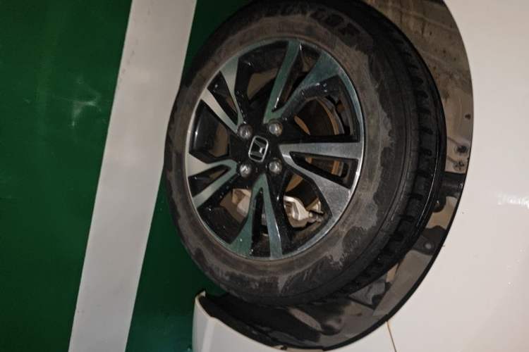 Used Honda Fit 2021 1.5L CVT Trend Edition Right Front Wheel Hub