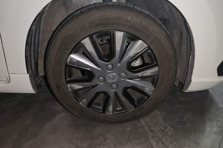 Used Honda Fit 2021 1.5L CVT Trendy Sports Edition Right Front Wheel Hub