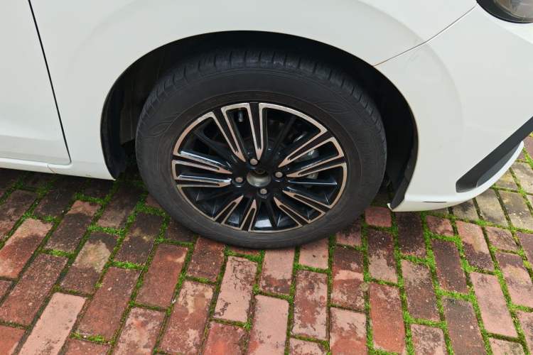Used Honda Fit 2021 1.5L CVT Trendy Edition Right Front Wheel Hub