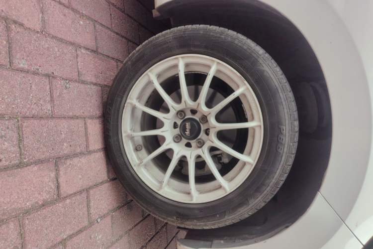 Used Honda Fit 2021 1.5L CVT Trendy Edition Right Front Wheel Hub