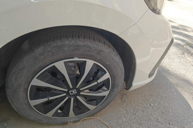 Used Honda Fit 2021 1.5L CVT Trendy Edition Right Front Wheel Hub
