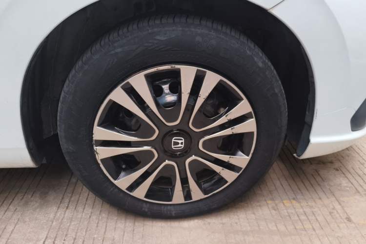 Used Honda Fit 2021 1.5L CVT Trendy Edition Right Front Wheel Hub