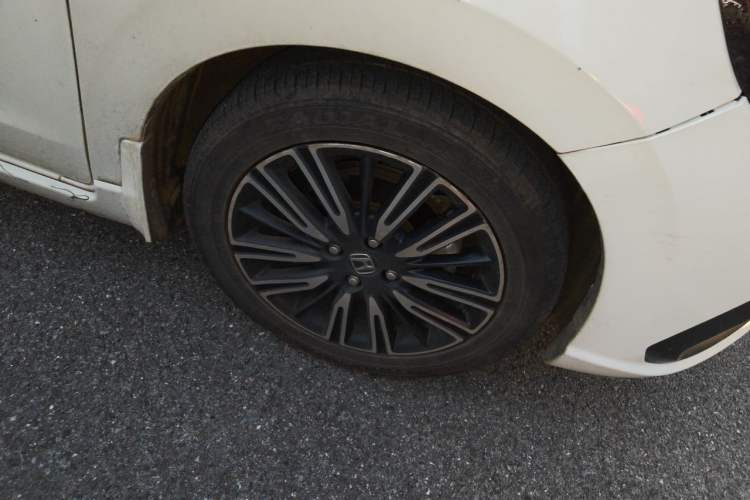 Used Honda Fit 2021 1.5L CVT Trendy Sports Edition Right Front Wheel Hub