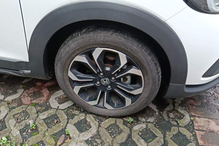 Used Honda Fit 2021 1.5L CVT Trendy Version Right Front Wheel Hub