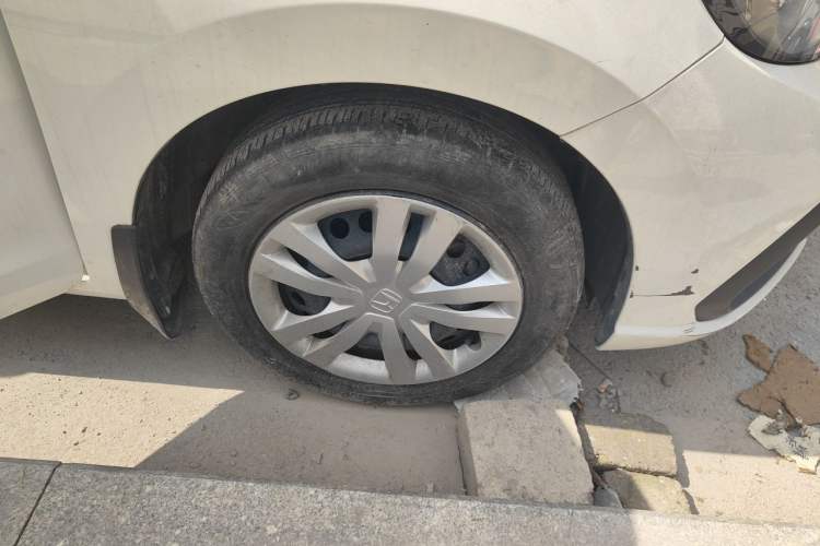 Used Honda Fit 2021 1.5L CVT Trend Edition Right Front Wheel Hub