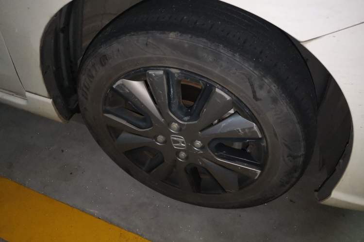 Used Honda Fit 2021 1.5L CVT Trendy Sports Edition Right Front Wheel Hub