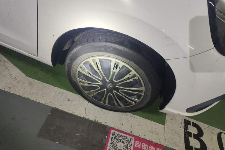 Used Honda Fit 2021 1.5L CVT Trendy Edition Right Front Wheel Hub