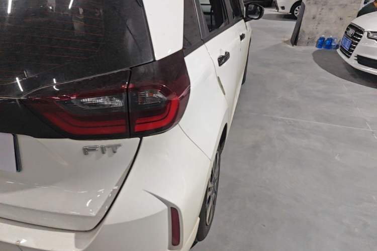 Used Honda Fit 2021 1.5L CVT Trendy Edition Right Rear Taillight