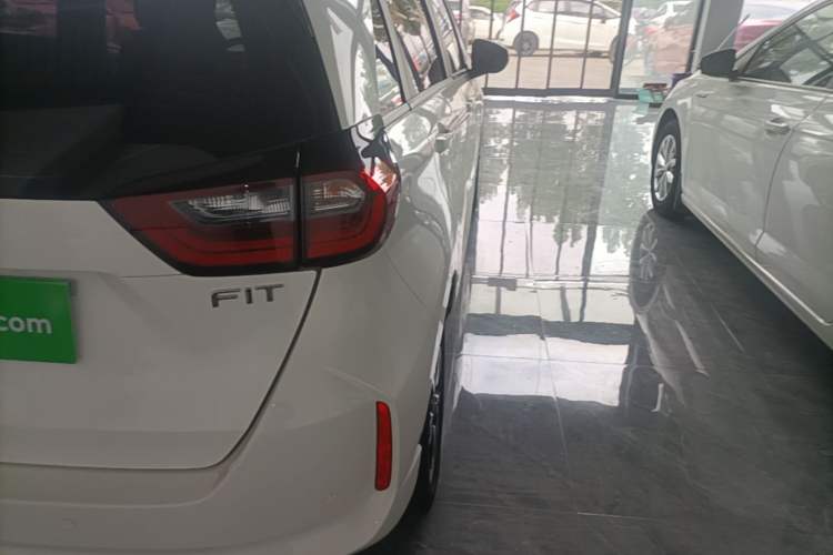Used Honda Fit 2021 1.5L CVT Trend Edition Right Rear Taillight