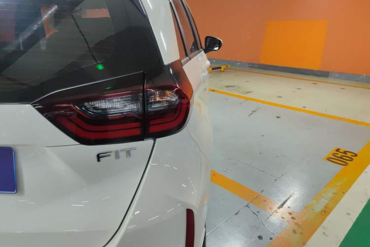 Used Honda Fit 2021 1.5L CVT Trend Edition Right Rear Taillight