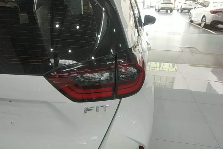 Used Honda Fit 2021 1.5L CVT Trend Edition Right Rear Taillight