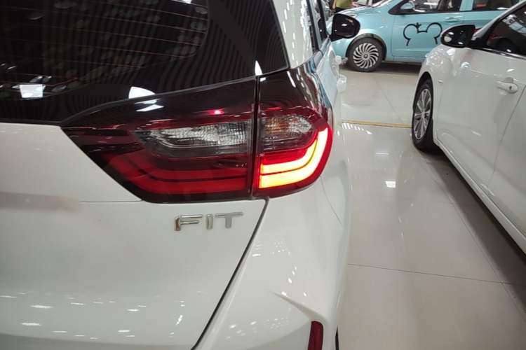 Used Honda Fit 2021 1.5L CVT Trend Edition Right Rear Taillight