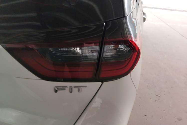 Used Honda Fit 2021 1.5L CVT Trend Edition Right Rear Taillight