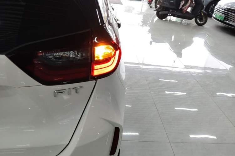 Used Honda Fit 2021 1.5L CVT Trend Edition Right Rear Taillight