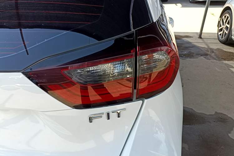 Used Honda Fit 2021 1.5L CVT Trend Edition Right Rear Taillight