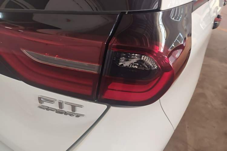 Used Honda Fit 2021 1.5L CVT Trendy Edition Right Rear Taillight