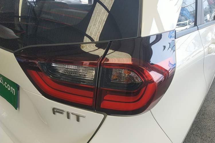 Used Honda Fit 2021 1.5L CVT Trend Edition Right Rear Taillight