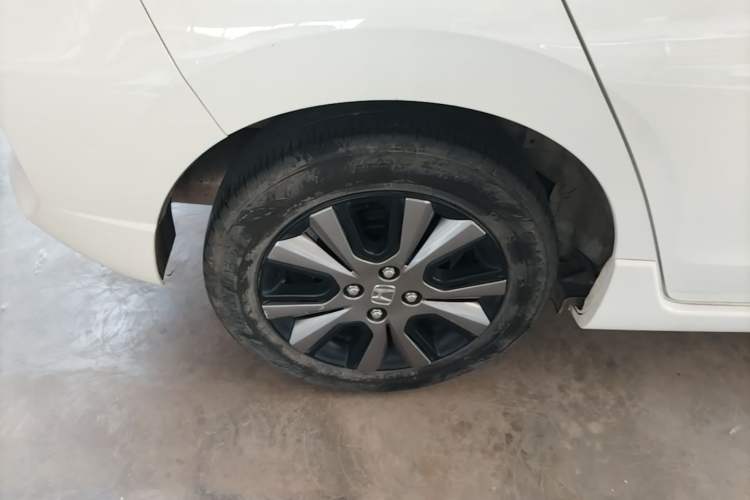 Used Honda Fit 2021 1.5L CVT Trendy Sports Edition Right Rear Wheel Hub