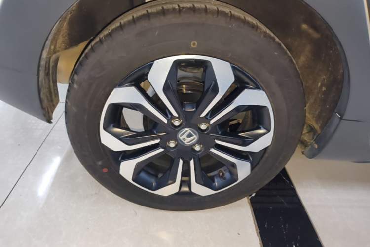 Used Honda Fit 2021 1.5L CVT Trendy Version Right Rear Wheel Hub