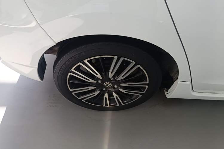 Used Honda Fit 2021 1.5L CVT Trendy Run Pro Edition Right Rear Wheel Hub