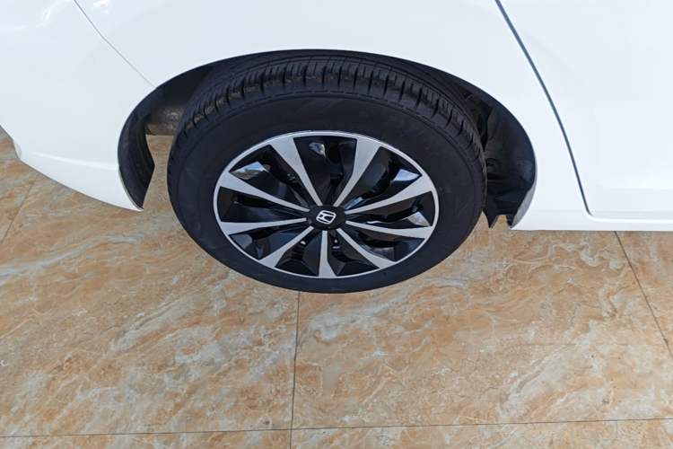 Used Honda Fit 2021 1.5L CVT Trendy Run Pro Edition Right Rear Wheel Hub