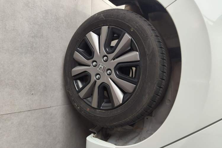 Used Honda Fit 2021 1.5L CVT Trendy Sports Edition Right Rear Wheel Hub