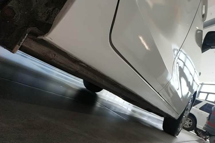 Used Honda Fit 2021 1.5L CVT Trend Edition Right Side Sill
