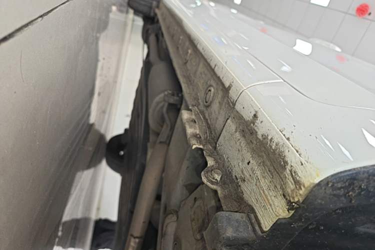 Used Honda Fit 2021 1.5L CVT Trendy Sports Edition Right Side Sill
