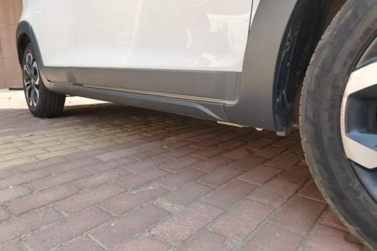 Used Honda Fit 2021 1.5L CVT Trendy Version Right Side Sill