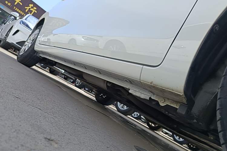 Used Honda Fit 2021 1.5L CVT Trend Edition Right Side Sill