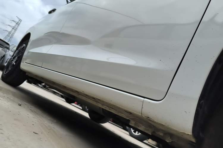 Used Honda Fit 2021 1.5L CVT Trendy Edition Right Side Sill