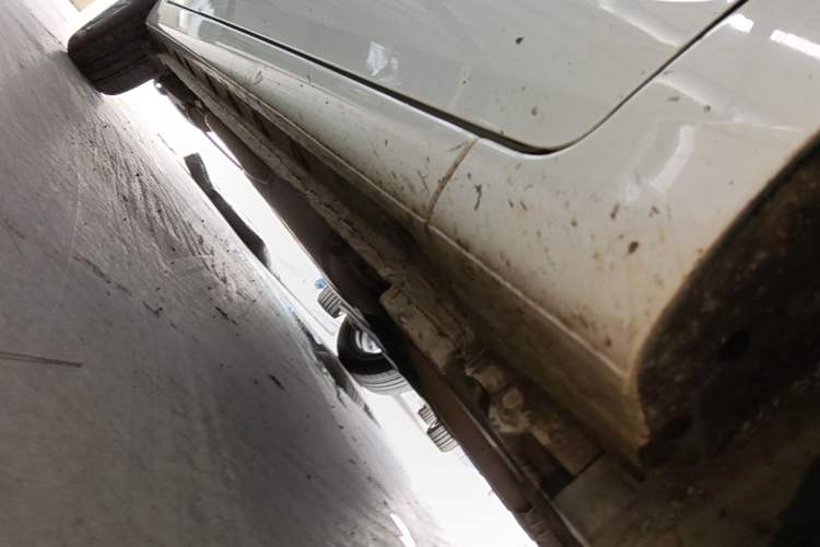 Used Honda Fit 2021 1.5L CVT Trend Edition Right Side Sill