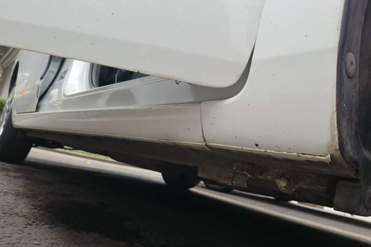 Used Honda Fit 2021 1.5L CVT Trend Edition Right Side Sill
