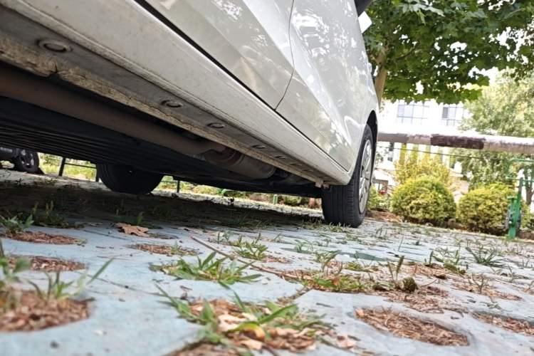 Used Honda Fit 2021 1.5L CVT Trend Edition Right Side Sill