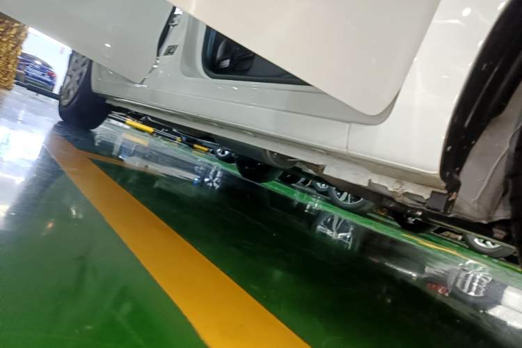 Used Honda Fit 2021 1.5L CVT Trend Edition Right Side Sill