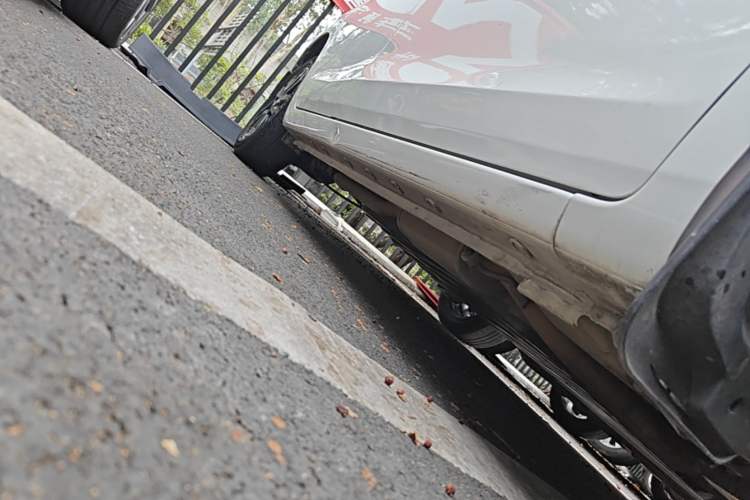 Used Honda Fit 2021 1.5L CVT Trend Edition Right Side Sill