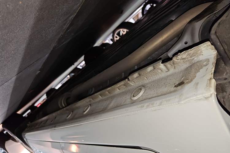 Used Honda Fit 2021 1.5L CVT Trend Edition Right Side Sill