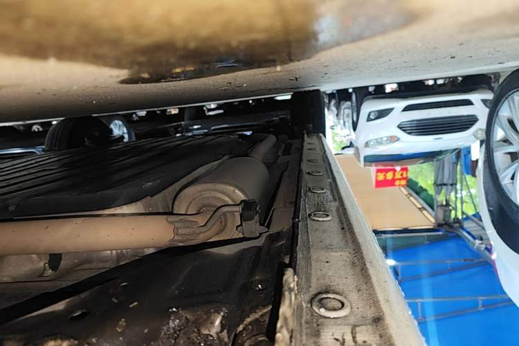 Used Honda Fit 2021 1.5L CVT Trendy Edition Right Side Sill