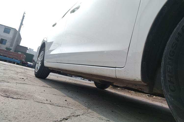 Used Honda Fit 2021 1.5L CVT Trend Edition Right Side Sill