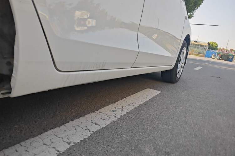 Used Honda Fit 2021 1.5L CVT Trend Edition Right Side Sill
