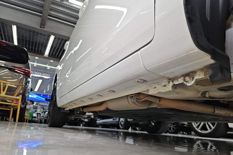 Used Honda Fit 2021 1.5L CVT Trend Edition Right Side Sill