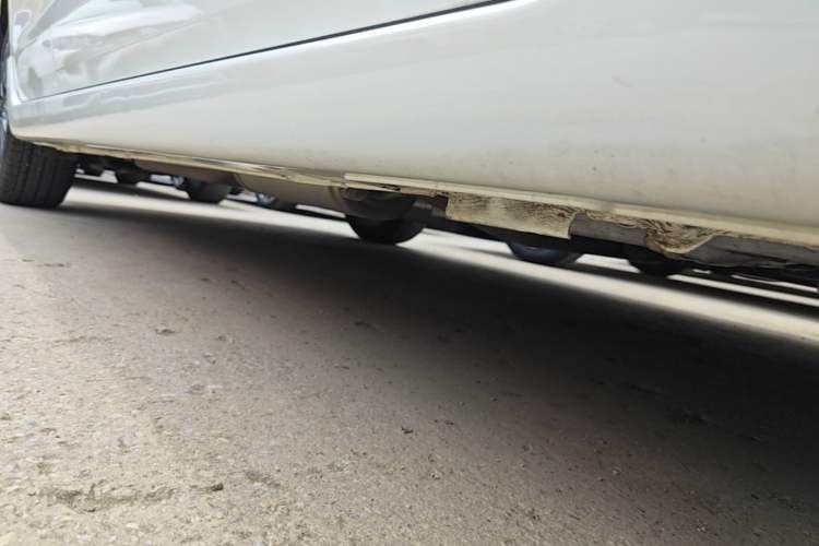 Used Honda Fit 2021 1.5L CVT Trendy Run Pro Edition Right Side Sill